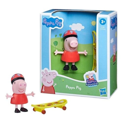 Figura de Peppa Pig con casco y monopatín de las aventuras de Peppa