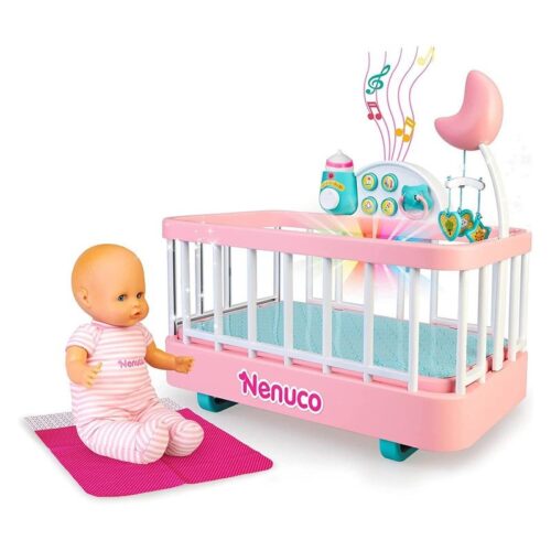 Muñeco Nenuco modelo la cuna que te ayuda con 6 funciones interactivas