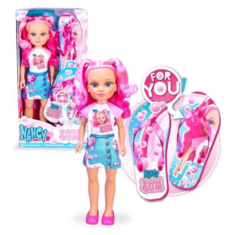 Nancy Bubble Gum Summer Muñeca Pelo rosa y Chanclas NAC66000 Famosa