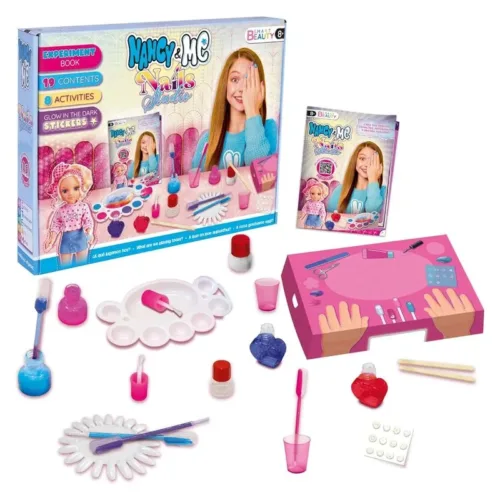 Nancy & Me Nails Studio kit de manicura con pegatinas NAY03000 Famosa