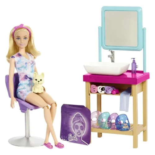 Muñeca Barbie un día de SPA con máscara brillante y perrito HCM82 MATTEL