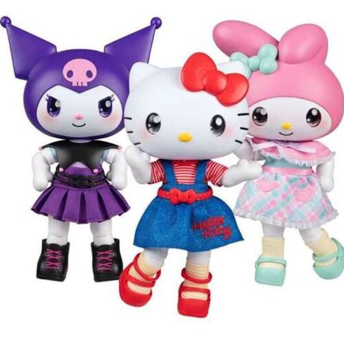 Famosa Figura Articulada Hello Kitty Premium 20cm Modelo Surtido (1 unidad por artículo comprado)