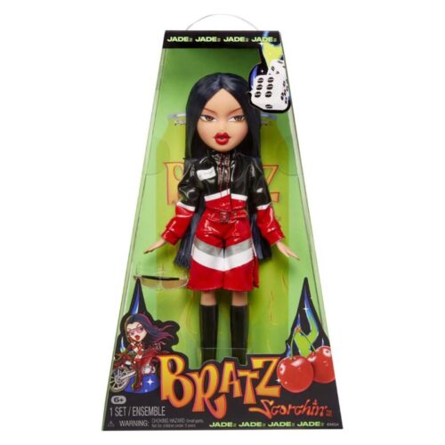 MGA muñeca Bratz Scorshin Jade con pelo oscuro y look rojo con gafas 544838