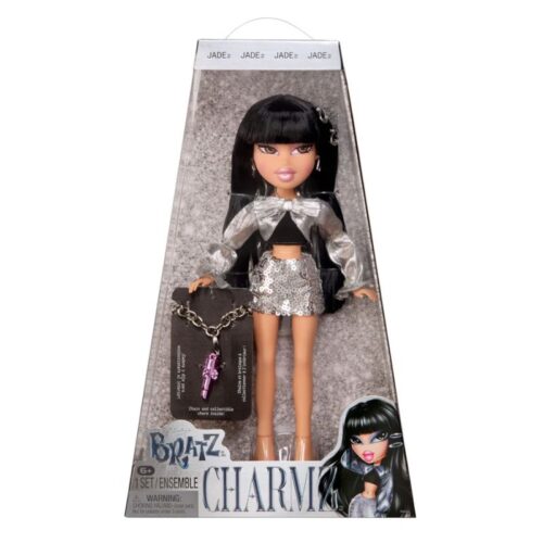 MGA muñeca Bratz Charmz Jade con vestido brillante y pulsera con charm de pintalabios 599357